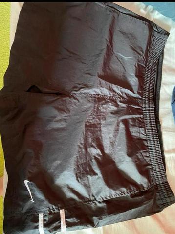 Nike sportbroek zwart – maat XL beschikbaar voor biedingen