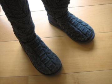Heerlijk warme grijze gebreide soklaarzen UGG 37 snazzeys beschikbaar voor biedingen