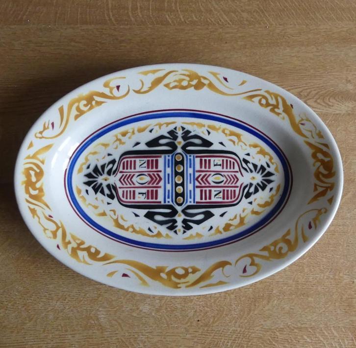 NOF Calve schaal 1924 antiek Petrus Regout, Antiek en Kunst, Antiek | Schalen, Ophalen of Verzenden