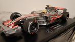1:18 Vodafone McLaren Mercedes MP4-22 L. Hamilton, Ophalen of Verzenden, Zo goed als nieuw, Formule 1