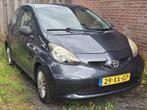 Toyota Aygo 1.0-12V, Voorwielaandrijving, Gebruikt, 4 stoelen, Origineel Nederlands