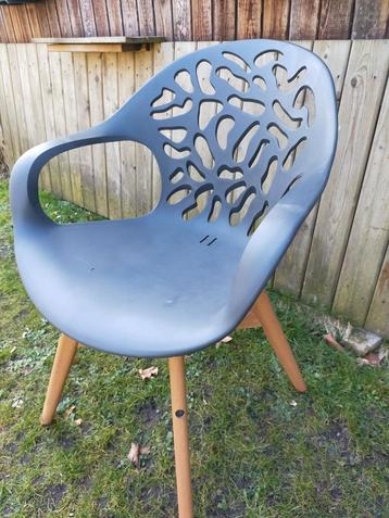 Kuipstoel voor tuin,terras en balkon beschikbaar voor biedingen