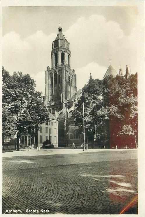 (387-184-039) Arnhem Groote Kerk, Verzamelen, Ansichtkaarten | Nederland, Gelderland, Verzenden