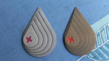 FRAAIE BRONZEN DRUPPEL ; goedkoop beschikbaar voor biedingen