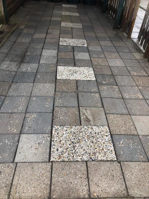 Aangeboden tuintegels schoon voor de winter!, Diensten en Vakmensen, Tuinmannen en Stratenmakers, Tuinonderhoud of Snoeiwerk