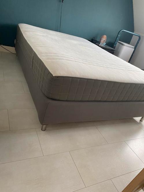 Bed (boxspring) 140cm, Huis en Inrichting, Slaapkamer | Boxsprings, Zo goed als nieuw, 140 cm, 200 cm, Tweepersoons, Ophalen