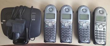  gigaset 4015 + 4 toestellen beschikbaar voor biedingen