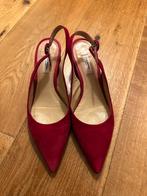 LK Bennett Rode Pumps maat 39 Suede, Pumps, Lk Bennett, Ophalen of Verzenden, Gedragen