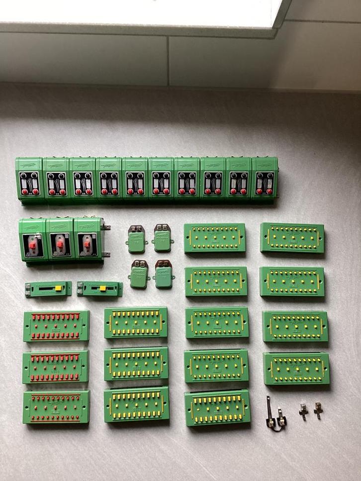 Fleischmann schakelmateriaal, Hobby en Vrije tijd, Modeltreinen | H0, Gebruikt, Overige typen, Gelijkstroom, Fleischmann, Ophalen of Verzenden