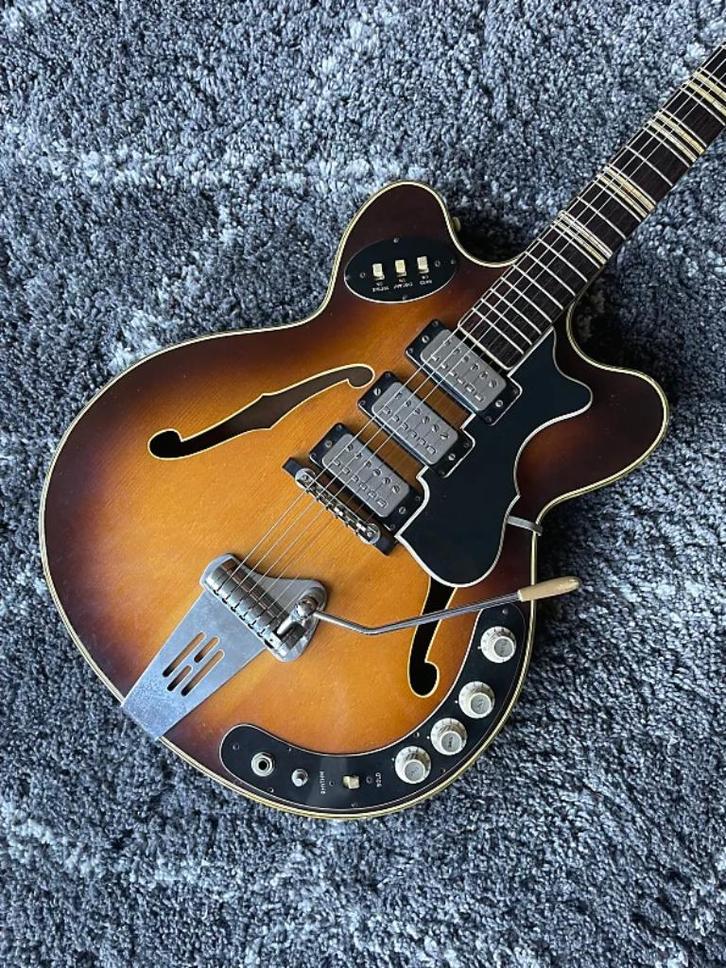 Hofner 4575 Verithin model uit 1965 met originele case, Muziek en Instrumenten, Snaarinstrumenten | Gitaren | Elektrisch, Gebruikt