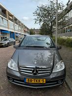 Mercedes-Benz A-Klasse 2.0 CDI A180 5DRS AUT 2010 Grijs, Auto's, Mercedes-Benz, 1280 kg, 4 cilinders, Diesel, Hatchback