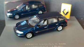 Renault Laguna Break 2001 1.9 dci 1:43 Universal Hobbies Pol beschikbaar voor biedingen