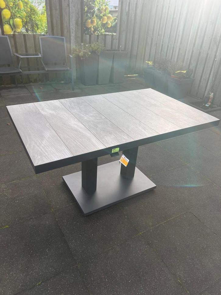 Nieuwe tuintafel, Tuin en Terras, Tuintafels, Nieuw, Rechthoekig, Ophalen