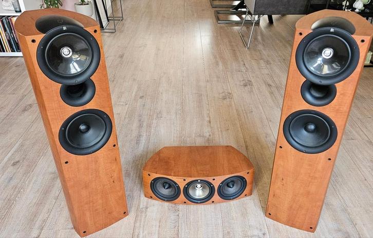 mooie speakers 2x Kef Q5  +  Center iQ6c, Audio, Tv en Foto, Luidsprekers, Zo goed als nieuw, Front, Rear of Stereo speakers, 120 watt of meer