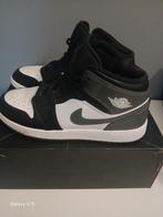 Jordan 1 Mid GS Maat 40 unisex, Kleding | Dames, Zwart, Ophalen of Verzenden, Jordan, Sneakers of Gympen