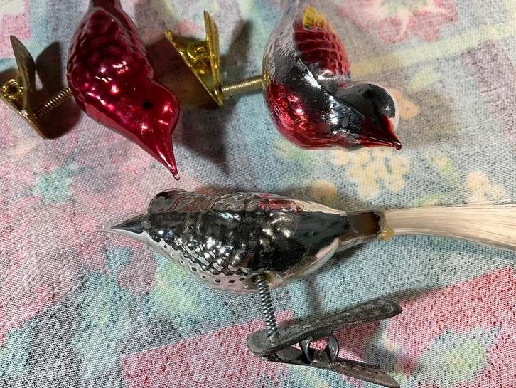 3 stuks mooie oude glazen vogeltjes op knijper, Diversen, Kerst, Gebruikt, Ophalen of Verzenden