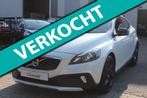 Volvo V40 Cross Country 1.6 T4 Summum Leer Xenon Pano Clima, 1596 cc, 1325 kg, Gebruikt, Zwart
