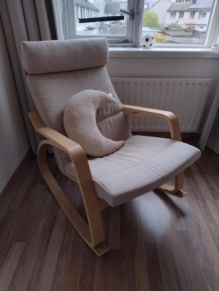 Ikea schommelstoel Poang (nieuw type) zgan, Huis en Inrichting, Fauteuils, Zo goed als nieuw, Hout, Stof, 50 tot 75 cm, 75 tot 100 cm