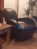 2 aparte lederen stoelen met metalen armleuningen, Ophalen, Zo goed als nieuw