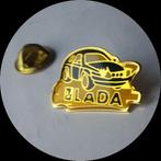 LADA pin,  blauw geel, Verzamelen, Ophalen of Verzenden, Zo goed als nieuw, Transport, Speldje of Pin