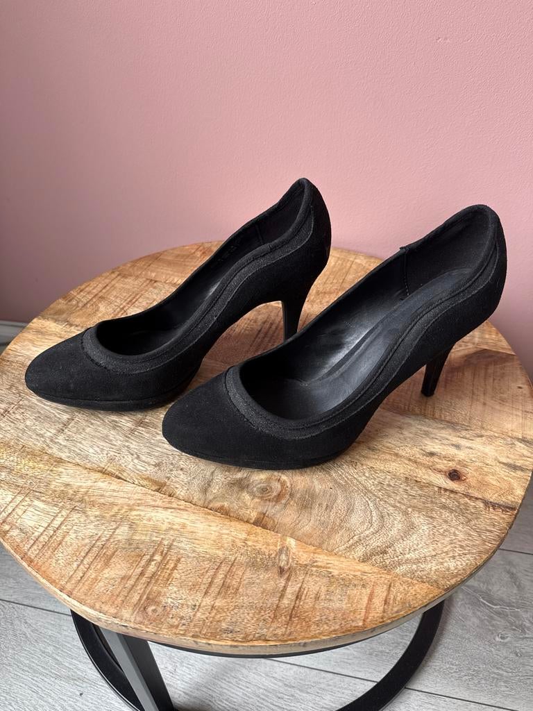 Zwarte pumps hakken maat 44 - Nieuw!, Kleding | Dames, Schoenen, Ophalen of Verzenden, Nieuw, Zwart, Pumps