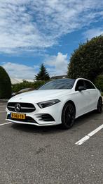 A-Klasse 250e AMG Line | Pano | Camera | Night Pakket 2023, Auto's, Mercedes-Benz, 4 cilinders, 160 pk, Wit, Plug-in hybride