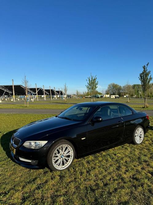BMW 320i Cabrio | 2012 | 151.000km | nieuwe APK | zwart, Auto's, BMW, Particulier, 3-Serie, ABS, Airbags, Airconditioning, Bluetooth