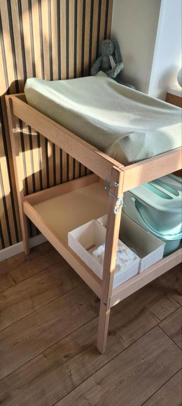 Ikea beschikbaar voor biedingen