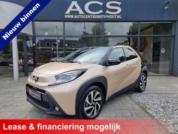 Toyota Aygo X 1.0 VVT-i Bi-Tone | Ad. cruise | Park.Sensoren beschikbaar voor biedingen