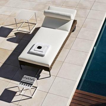 2 x B&B Charles Sunbed + afdekkhoes verrijdbaar NP 6K p/st. beschikbaar voor biedingen