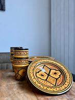 Marokkaanse aardewerk bekers en schaaltjes borden, Nieuw, Bord(en), Overige stijlen, Ophalen of Verzenden
