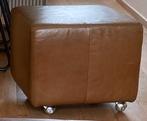 Bruine leren Poef / Voetenbank met Wieltjes, Ophalen, Gebruikt, Leer, 50 tot 75 cm