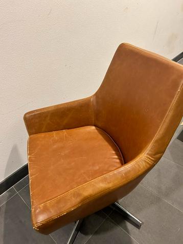 Fauteuil beschikbaar voor biedingen