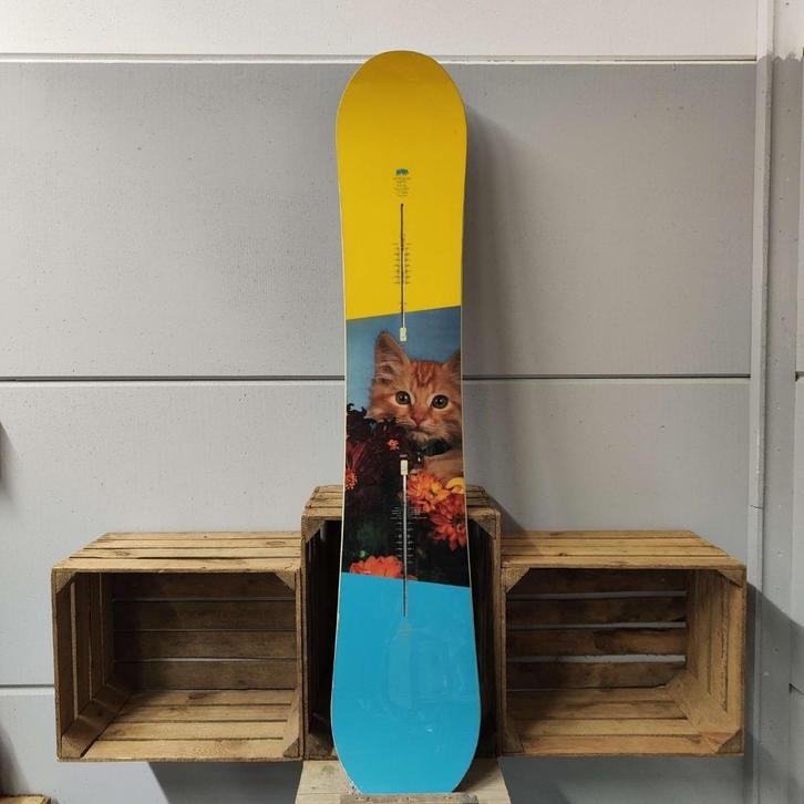 BURTON UNINC 156CM 2008 SNOWBOARD CAT, Sport en Fitness, Snowboarden, Zo goed als nieuw, Board, Ophalen of Verzenden