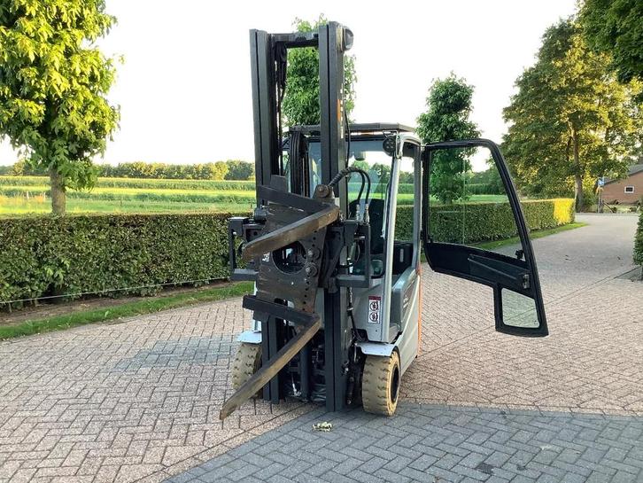 Still alleen de rotator heftruck is verkocht. (bj 2019), Zakelijke goederen, Machines en Bouw | Heftrucks en Intern transport
