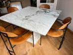 Mooie marmeren tafel met stoelen, Huis en Inrichting, Tafels | Eettafels, Ophalen, Overige materialen, 100 tot 150 cm, Italiaans marmer van Carrera