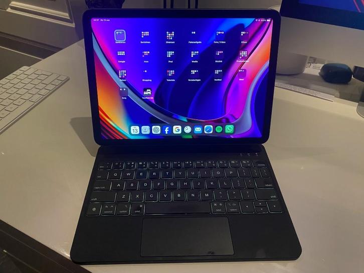 iPad Air, Computers en Software, Apple iPads, Zo goed als nieuw, Apple iPad Air, Wi-Fi en Mobiel internet, 11 inch, 64 GB, Grijs