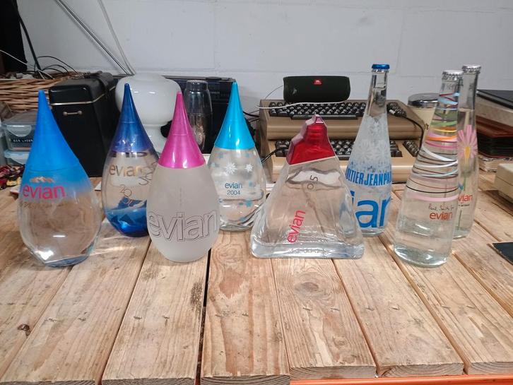 Evian limited edition flessen, Verzamelen, Merken en Reclamevoorwerpen, Nieuw, Verpakking, Ophalen