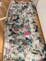 vogel shawl, Kleding | Dames, Mutsen, Sjaals en Handschoenen, Primark, Maat 38/40 (M), Ophalen of Verzenden, Zo goed als nieuw