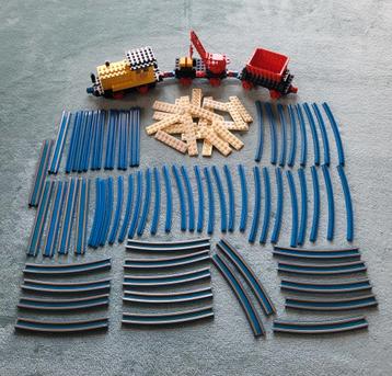 Lego trein 12 Volt blauwe rails locomotief & wagon (set 724) beschikbaar voor biedingen
