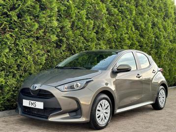 Toyota Yaris 1.5 Hybrid Business Plus Trekhaak Camera beschikbaar voor biedingen