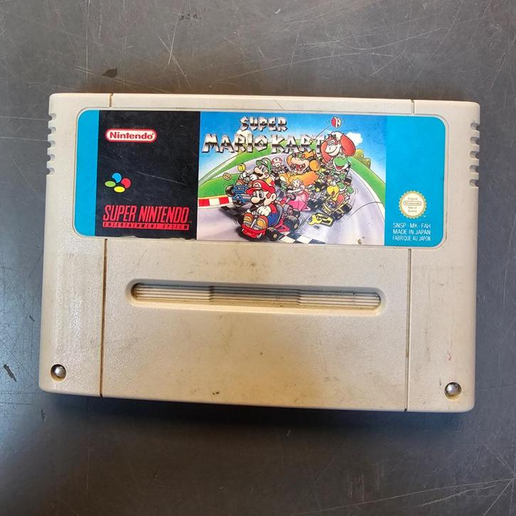 SNES game | Super Mario Kart [NTSC], Spelcomputers en Games, Games | Nintendo Super NES, Zo goed als nieuw