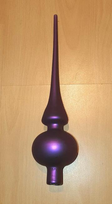 Paarse piek beschikbaar voor biedingen