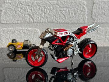 Hotwheels motor beschikbaar voor biedingen