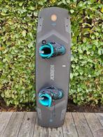 Wakeboard JOBE KNOX_LIMITED met schoenen maat 42 - 46, Ophalen, Zo goed als nieuw, Board en Schoenen