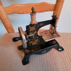 Antieke kinder naaimachine, Antiek en Kunst, Ophalen