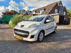 Peugeot 107 1.0 12V 5DR 2011 | Nieuwe APK | Groot Onderhoud, Voorwielaandrijving, Euro 5, Stof, Zwart