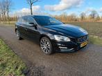 Volvo V60 D6 Summum Plug-in Hybrid, Vol opties, Inruil mogel, Auto's, Automaat, 1800 kg, Zwart, USB
