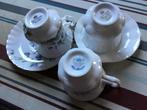 Set van 3 vintage kopjes en schotels, Gebruikt, Ophalen of Verzenden, Overige stijlen, Kop(pen) en/of Schotel(s)