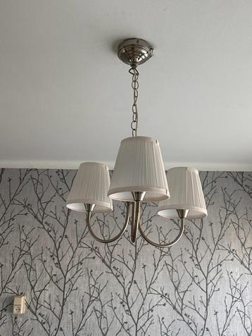 2 ikea hanglampen voor €15 beschikbaar voor biedingen